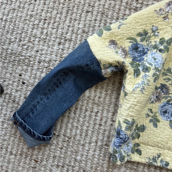 Quilted Jacket - Picture 8 of 8